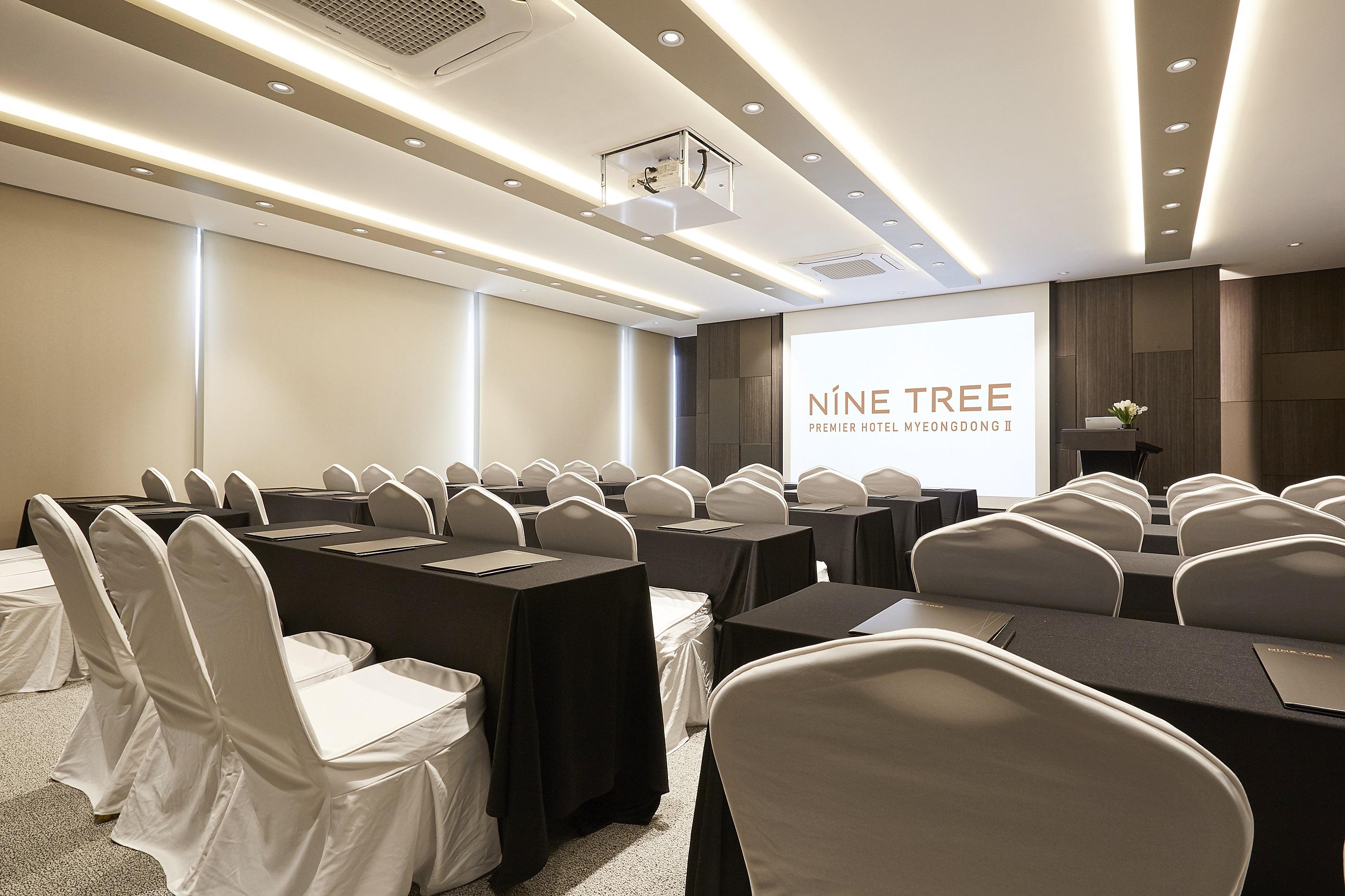 Nine Tree Premier Hotel Myeongdong 2 Seoul Bagian luar foto